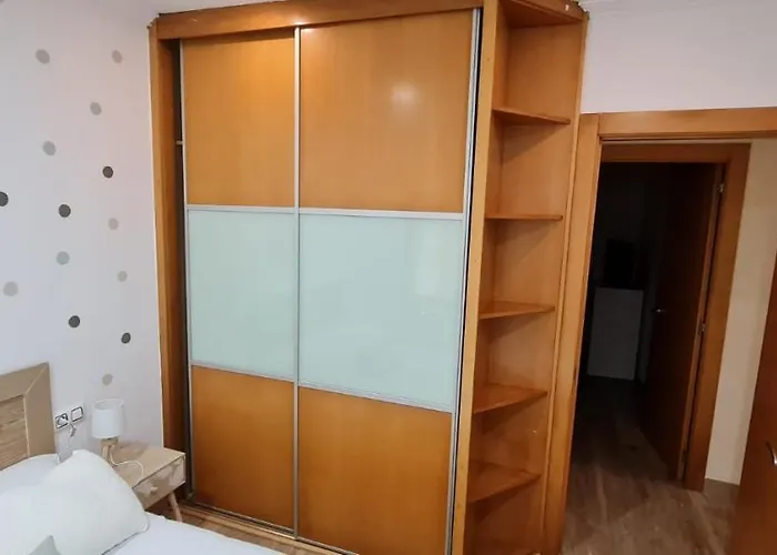 La Casa De Abajo